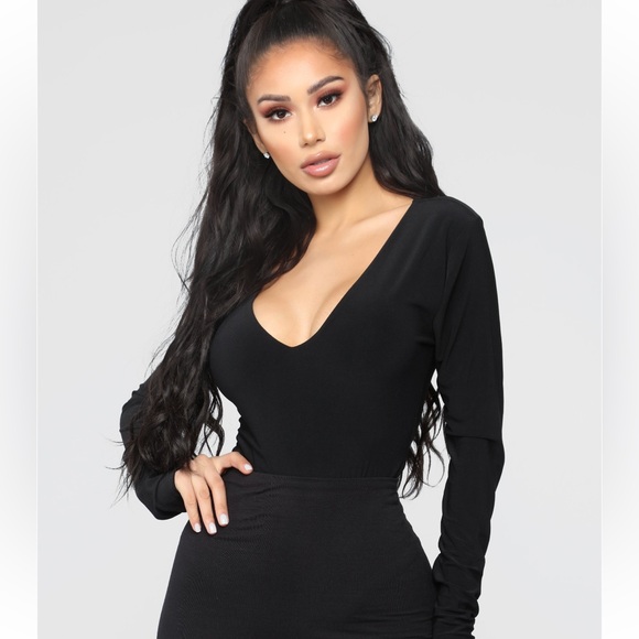 Fashion Nova Tops - Fashion Nova Black Bodysuit Size M NWOT